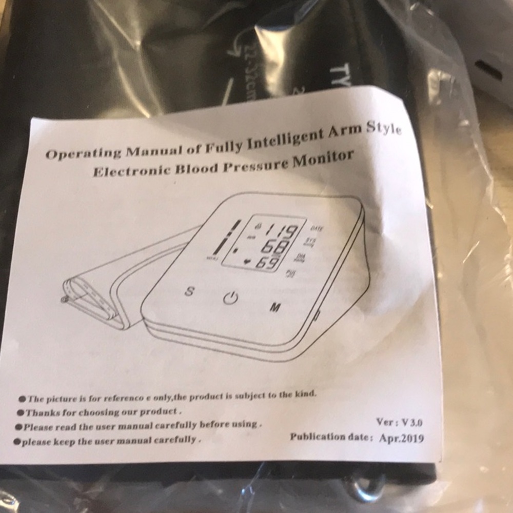 Electronic Blood Pressure Monitor.  Never used - Picture 5 of 6